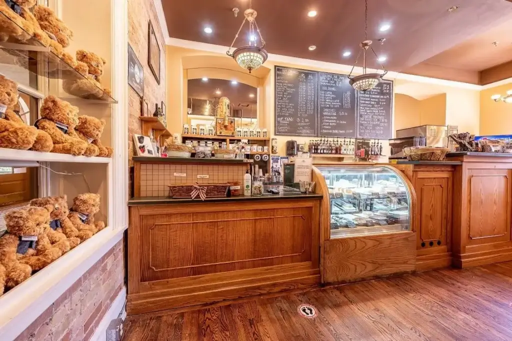 Legends Coffee & Gift Shop in Hotel Colorado, Glenwood Springs